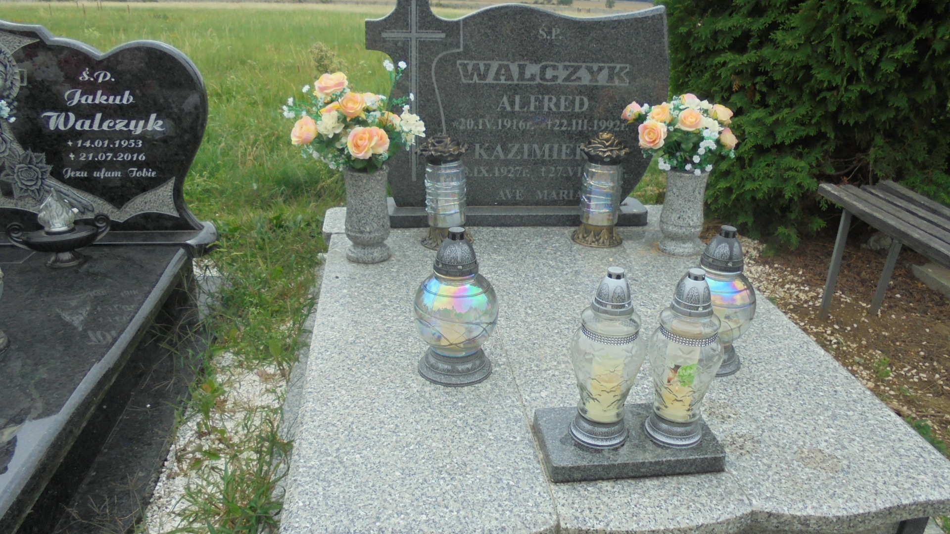 Grób ALFRED WALCZYK