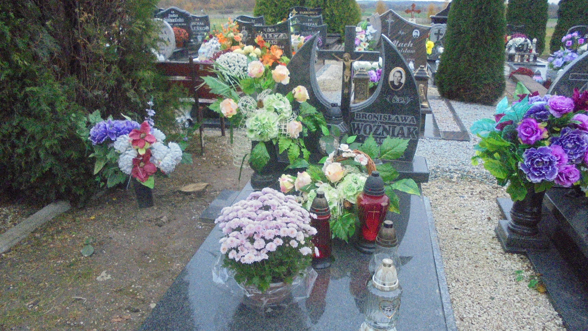 Grób BRONISŁAWA WOŹNIAK
